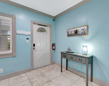 310 Gulfstream Drive - Photo Thumbnail 18
