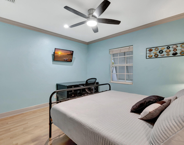 310 Gulfstream Drive - Photo Thumbnail 32