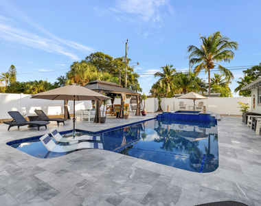 310 Gulfstream Drive - Photo Thumbnail 2