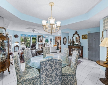 11706 Briarwood Circle - Photo Thumbnail 13