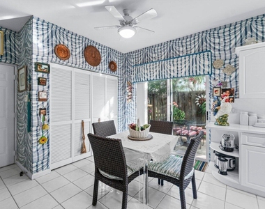 11706 Briarwood Circle - Photo Thumbnail 18