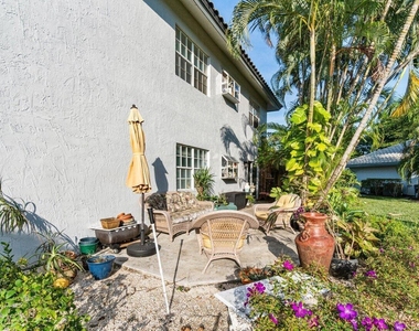 11706 Briarwood Circle - Photo Thumbnail 39
