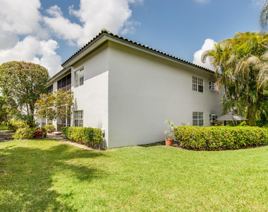 11706 Briarwood Circle - Photo Thumbnail 45