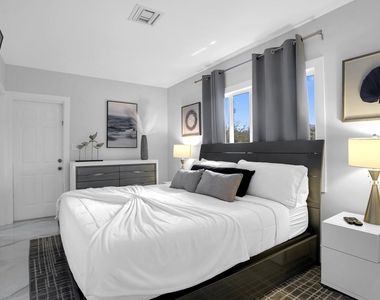 3025 Center Avenue - Photo Thumbnail 30