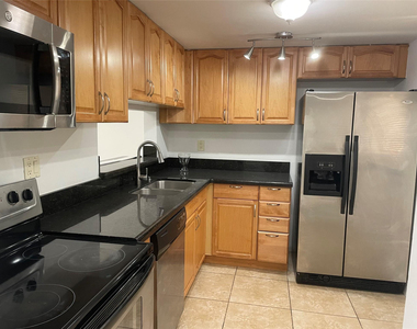 8065 Sw 107th Avenue - Photo Thumbnail 4