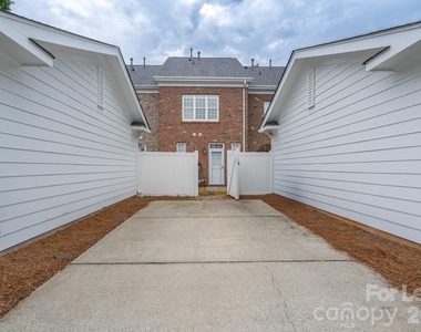 15449 Goodwood Street - Photo Thumbnail 23