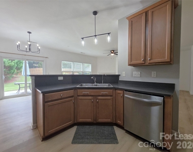 11659 Tucker Field Road - Photo Thumbnail 5