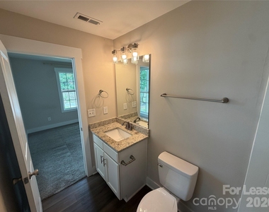 1204 W Airline Avenue - Photo Thumbnail 20