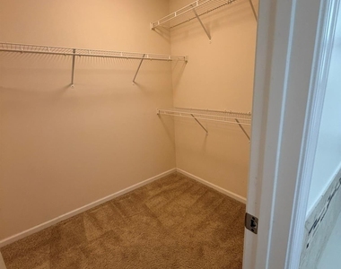 5816 Selkirkshire Road - Photo Thumbnail 37