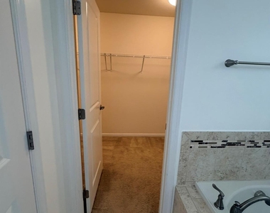 5816 Selkirkshire Road - Photo Thumbnail 36