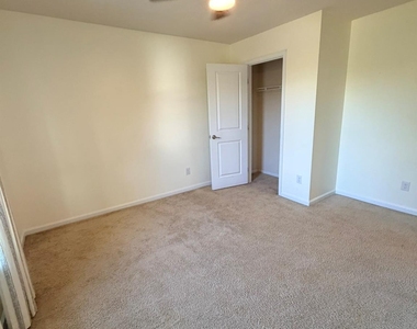5816 Selkirkshire Road - Photo Thumbnail 46