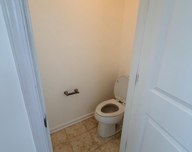 5816 Selkirkshire Road - Photo Thumbnail 32