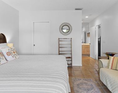 13334 Polo Club Road - Photo Thumbnail 16