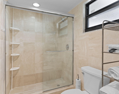 13334 Polo Club Road - Photo Thumbnail 20