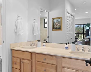 13334 Polo Club Road - Photo Thumbnail 18