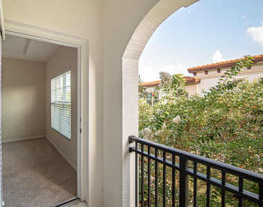 14388 Emerald Place Way - Photo Thumbnail 5