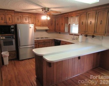 1357 Beal Road - Photo Thumbnail 7