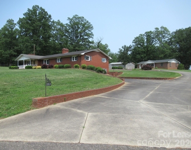 1357 Beal Road - Photo Thumbnail 2