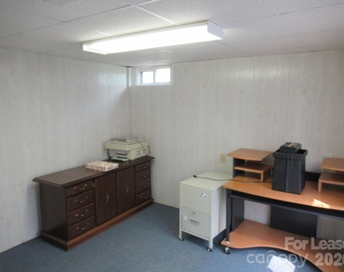 1357 Beal Road - Photo Thumbnail 21