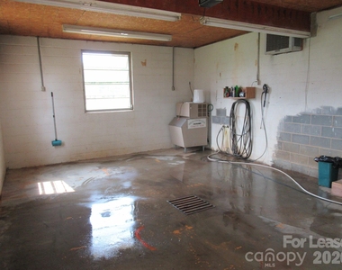 1357 Beal Road - Photo Thumbnail 33