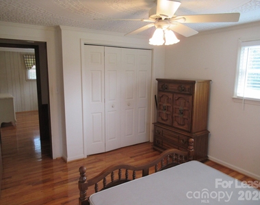 1357 Beal Road - Photo Thumbnail 15
