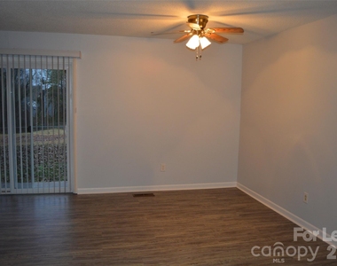 1235 15th Avenue Nw - Photo Thumbnail 5