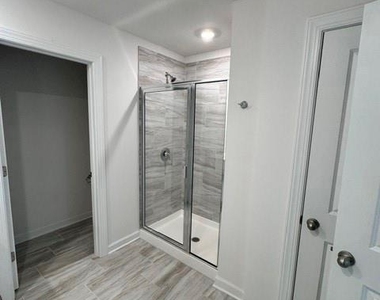 1265 30th Lane Ne - Photo Thumbnail 18