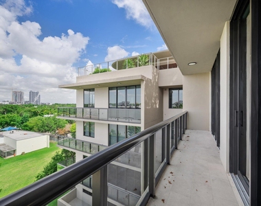 3034 Oak Avenue - Photo Thumbnail 30