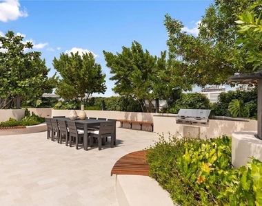 3034 Oak Avenue - Photo Thumbnail 46