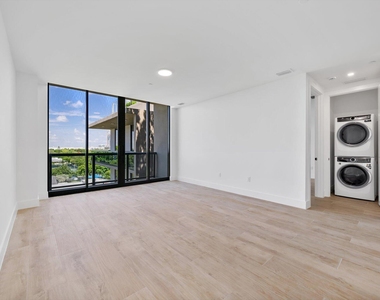 3034 Oak Avenue - Photo Thumbnail 21