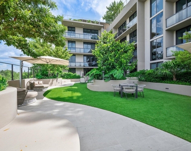 3034 Oak Avenue - Photo Thumbnail 43