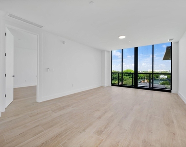 3034 Oak Avenue - Photo Thumbnail 26