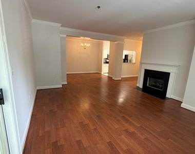 5609 Fairview Road - Photo Thumbnail 6