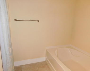 4190 Gator Greens Way - Photo Thumbnail 21