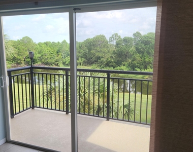 4190 Gator Greens Way - Photo Thumbnail 12