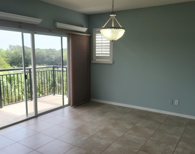 4190 Gator Greens Way - Photo Thumbnail 8