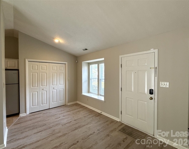 2720 Von Thuringer Court - Photo Thumbnail 3