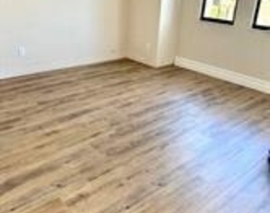 8212 Lawson Bridge - Photo Thumbnail 15