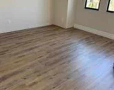 8212 Lawson Bridge - Photo Thumbnail 17
