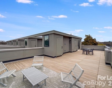 1213 E 36th Street - Photo Thumbnail 2