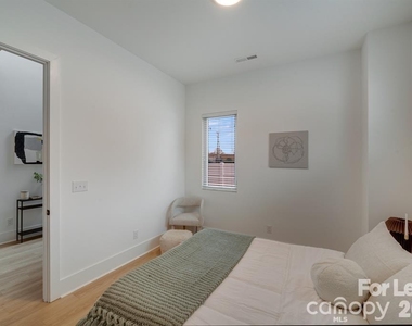 1213 E 36th Street - Photo Thumbnail 38