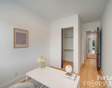 1213 E 36th Street - Photo Thumbnail 35