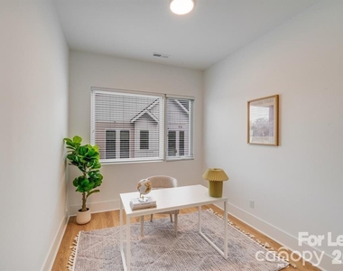 1213 E 36th Street - Photo Thumbnail 36