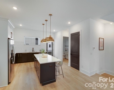 1213 E 36th Street - Photo Thumbnail 14
