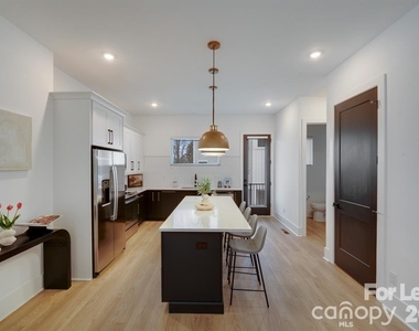 1213 E 36th Street - Photo Thumbnail 13