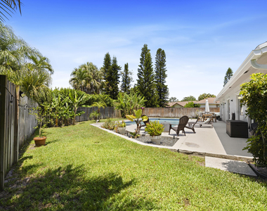 4114 Bay Laurel Way - Photo Thumbnail 17