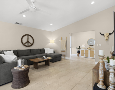 4114 Bay Laurel Way - Photo Thumbnail 25