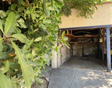 1714 Gillette Crescent - Photo Thumbnail 4