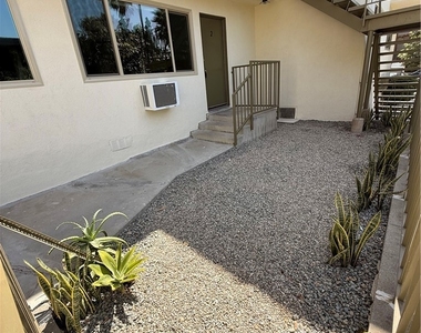 1651 Golden Gate Ave - Photo Thumbnail 6