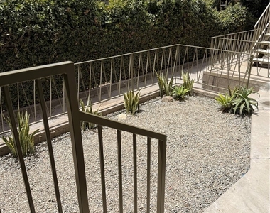 1651 Golden Gate Ave - Photo Thumbnail 5